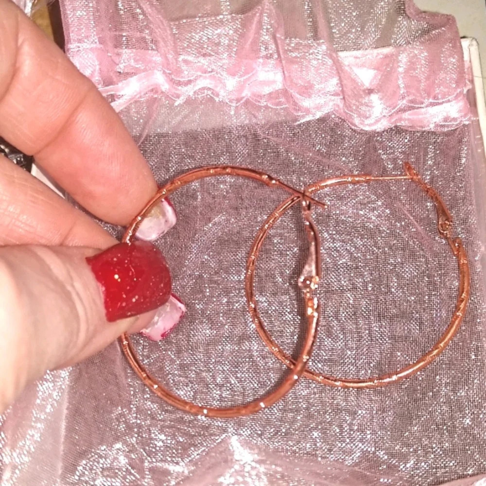 Rose Gold Bracelet +FREE Earrings